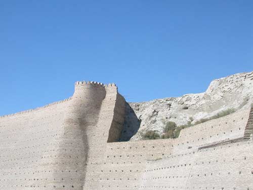 Стена Арка