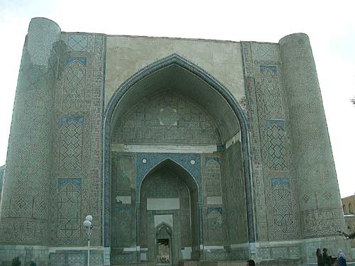 Мечеть Биби-Ханум. Входная арка